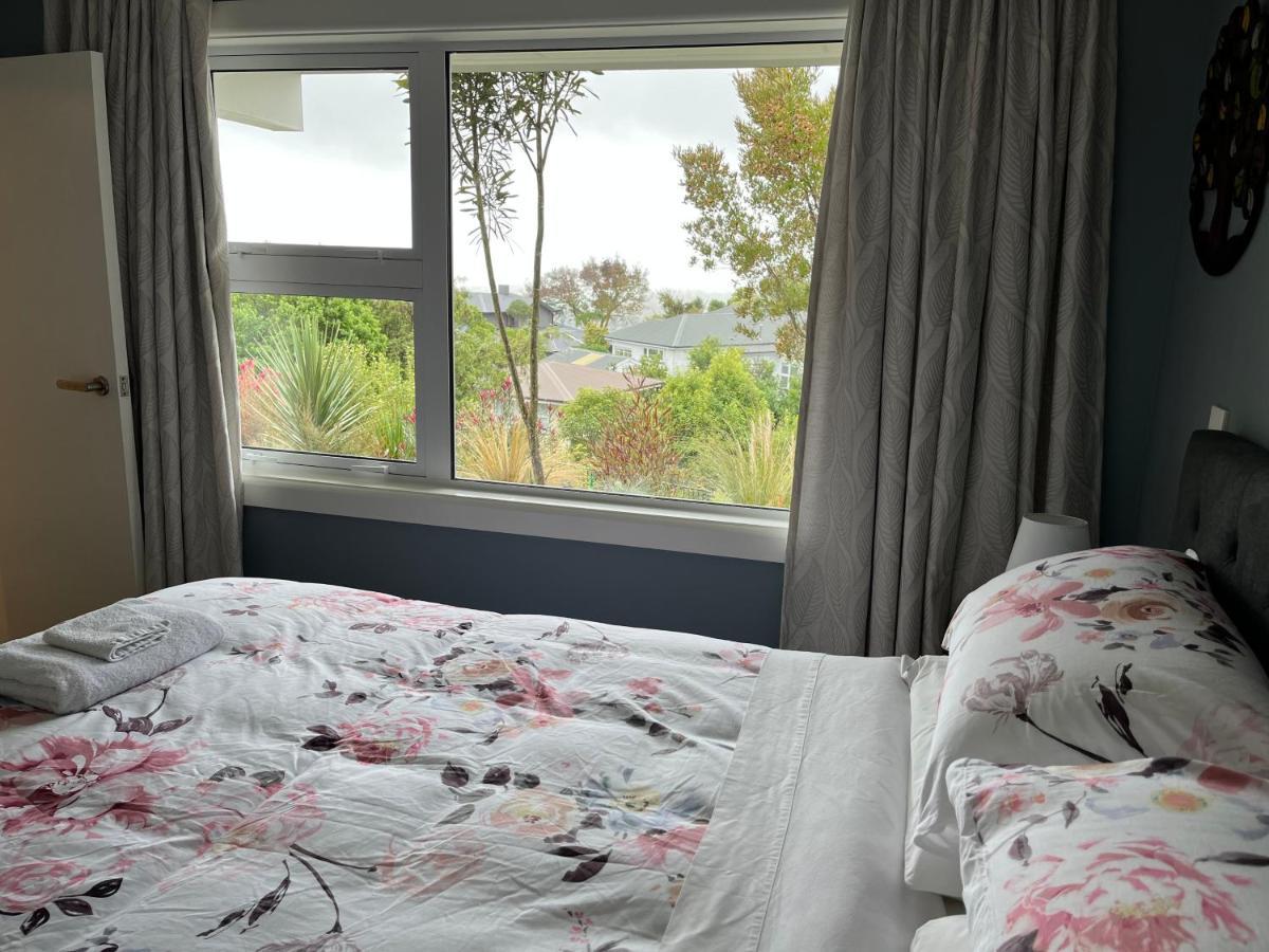 Fully Renovated Hillside Apartment Close To City كريستتشيرش المظهر الخارجي الصورة